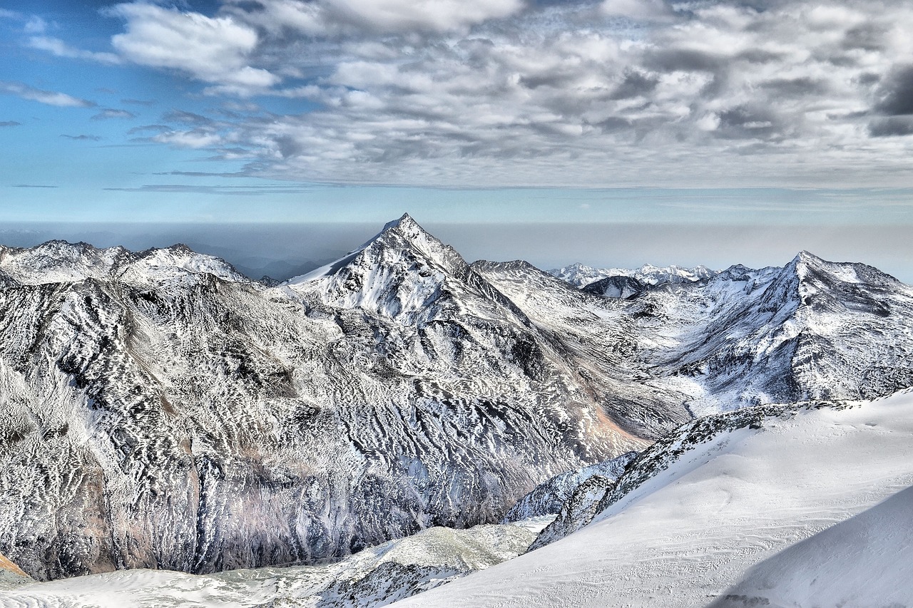 discover everything you need to know about saas (software as a service) – benefits, key features, and how it’s transforming businesses worldwide. learn more with our comprehensive guide.